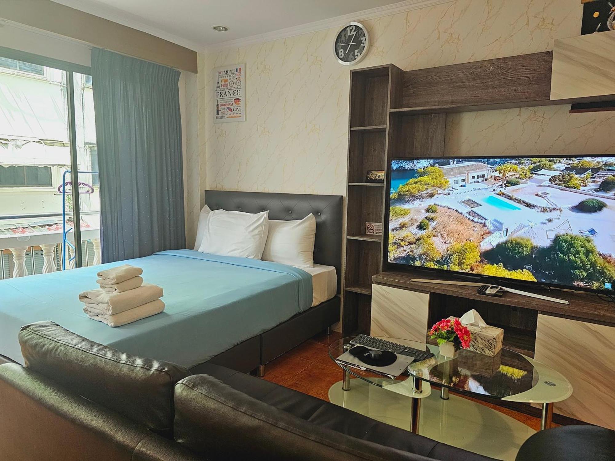 Patong Central Residence & Apartment Szoba fotó