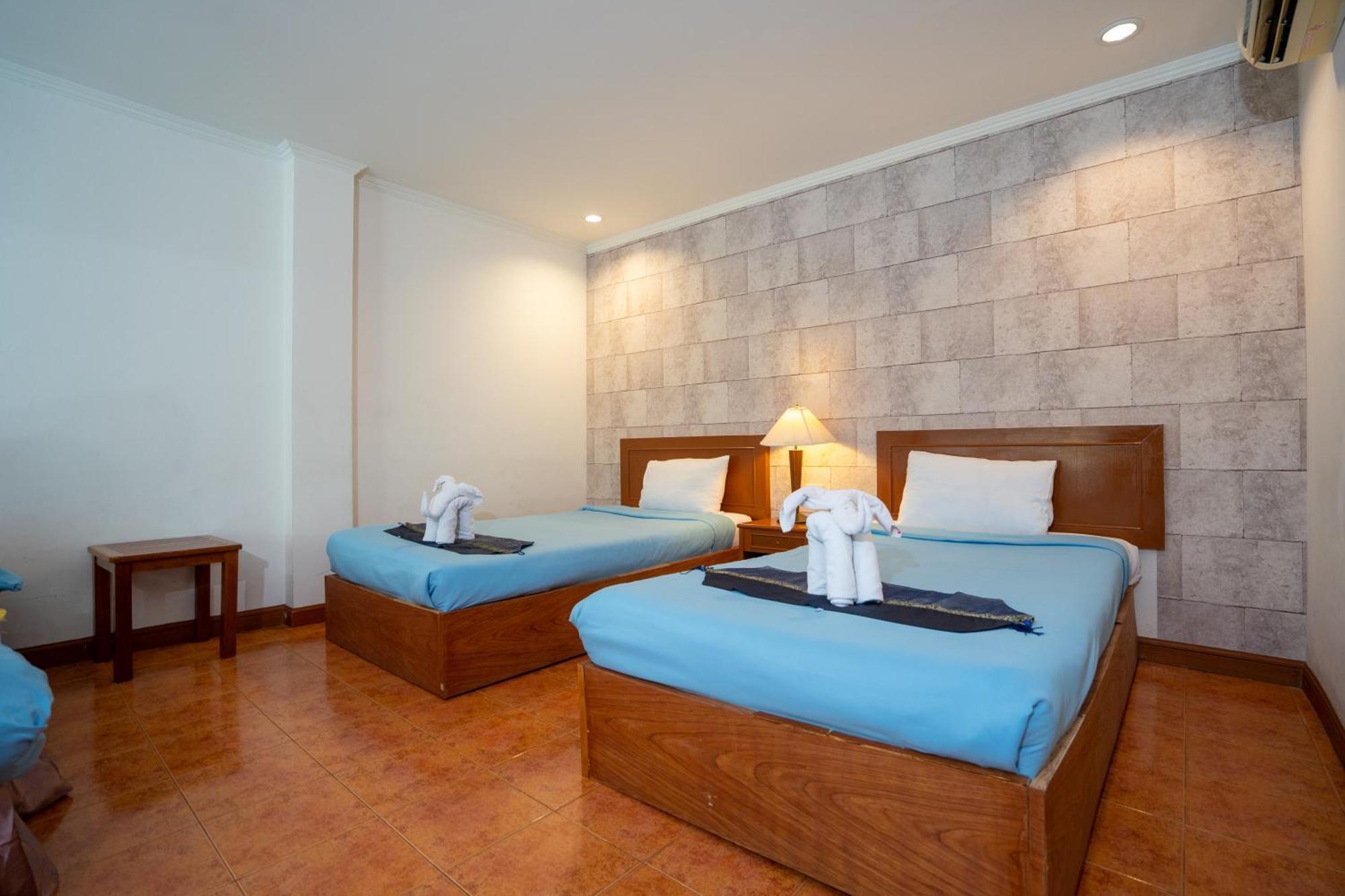 Patong Central Residence & Apartment Szoba fotó