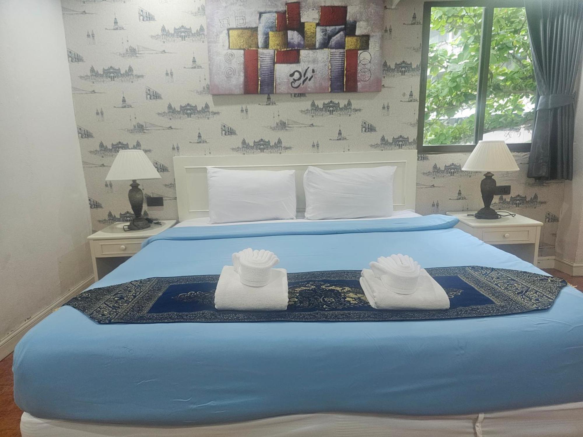 Patong Central Residence & Apartment Kültér fotó