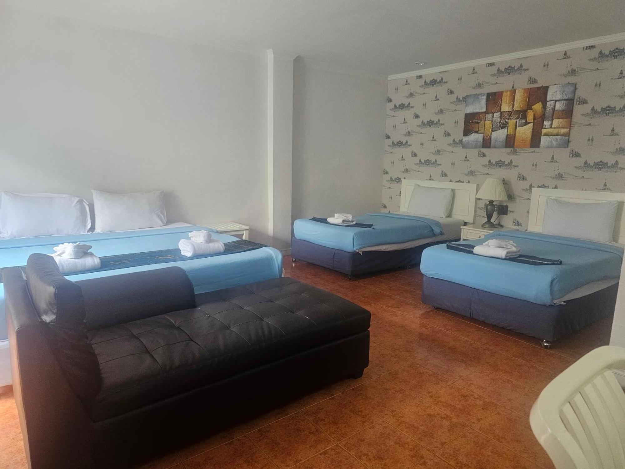 Patong Central Residence & Apartment Kültér fotó